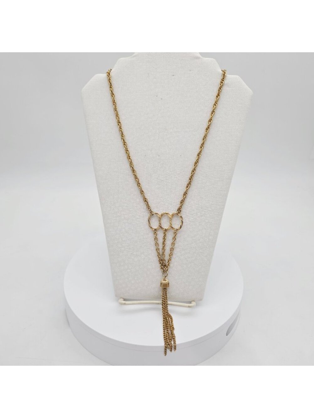 Gold-Tone Chain Necklace Triple Oval Rings & Tassel Pendant Lobster Clasp 20"